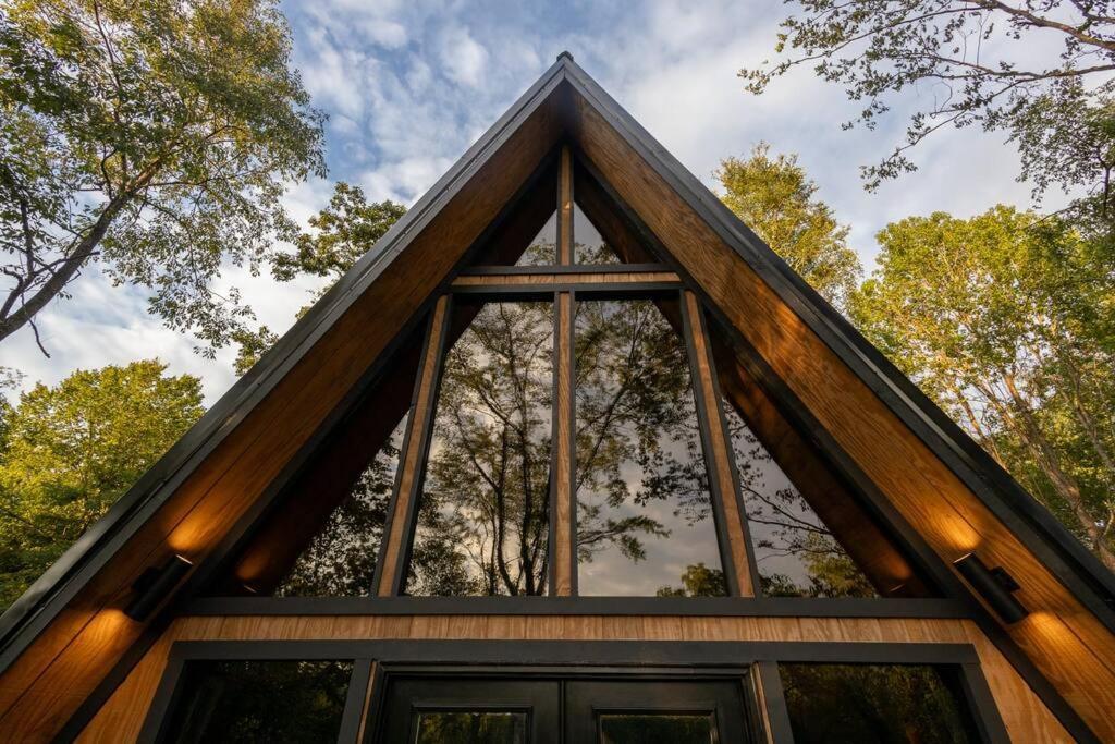 Valhalla Cabins Aframes With Hot Tubs & Sauna Cosby المظهر الخارجي الصورة