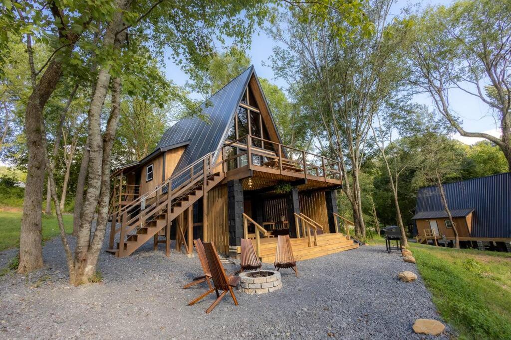 Valhalla Cabins Aframes With Hot Tubs & Sauna Cosby المظهر الخارجي الصورة
