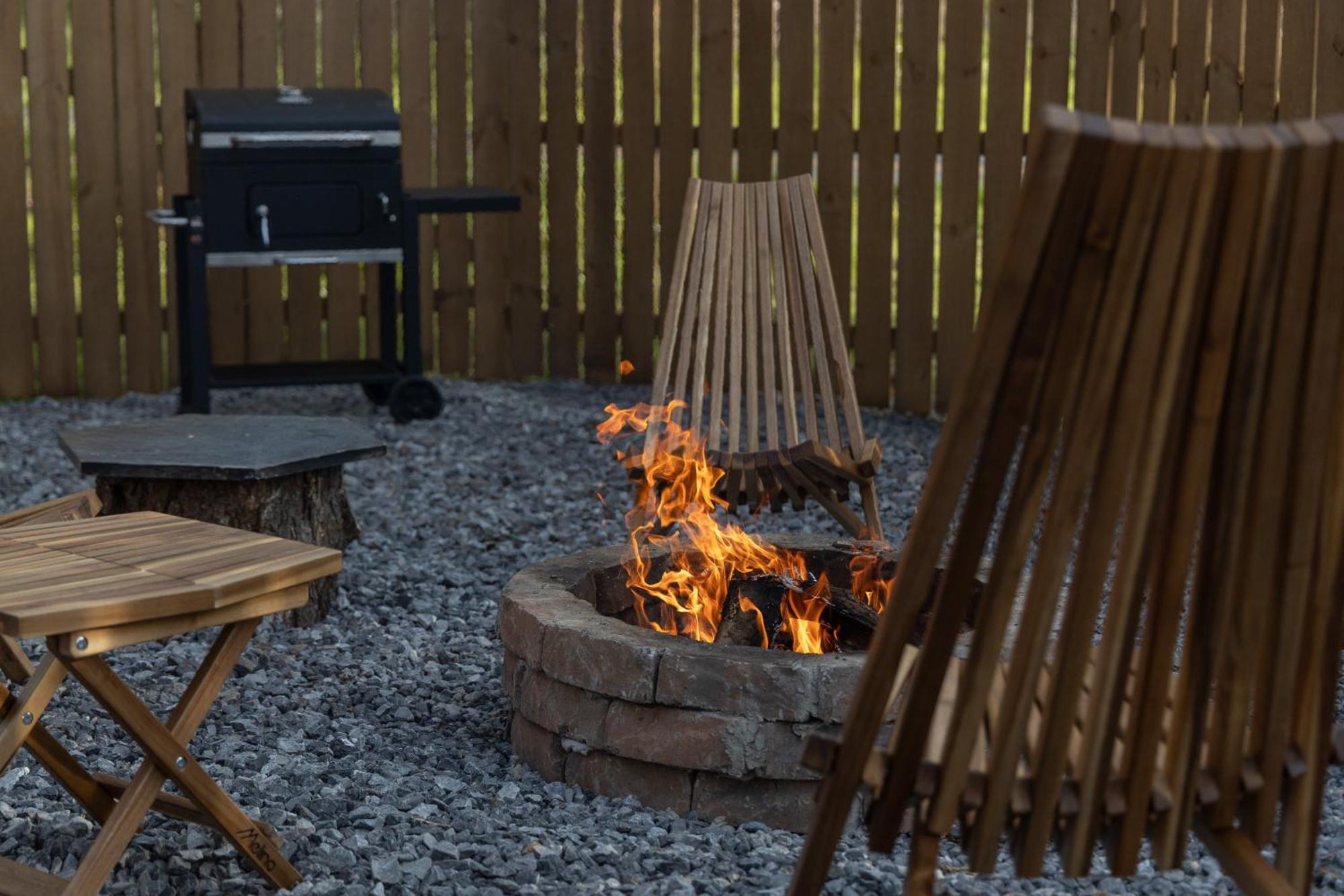 Valhalla Cabins Aframes With Hot Tubs & Sauna Cosby المظهر الخارجي الصورة
